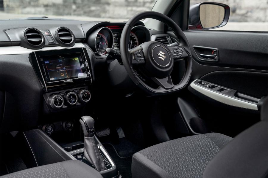 Интерьер Suzuki Swift SZ5 2017 года  (UK) (фото 45 из 46)